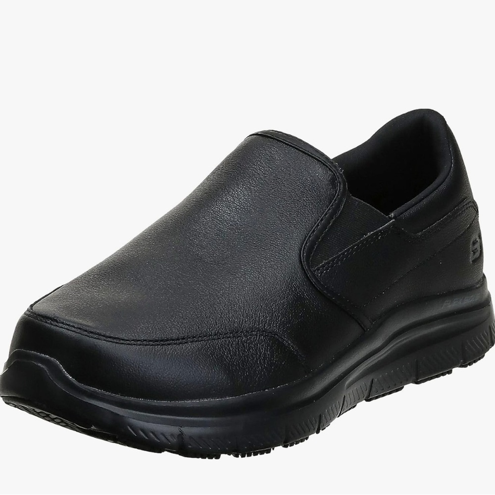 Skechers Men's Bronwood  relaxed fit memory foam